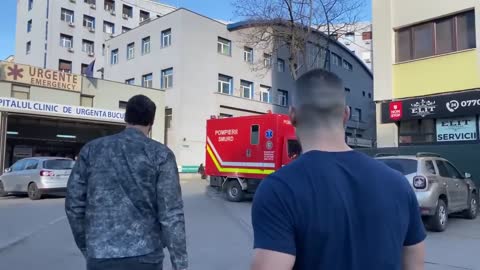 IDIOT CUTS FINGERS OFF WITH MACHETE _ Tate Confidential Ep. 27