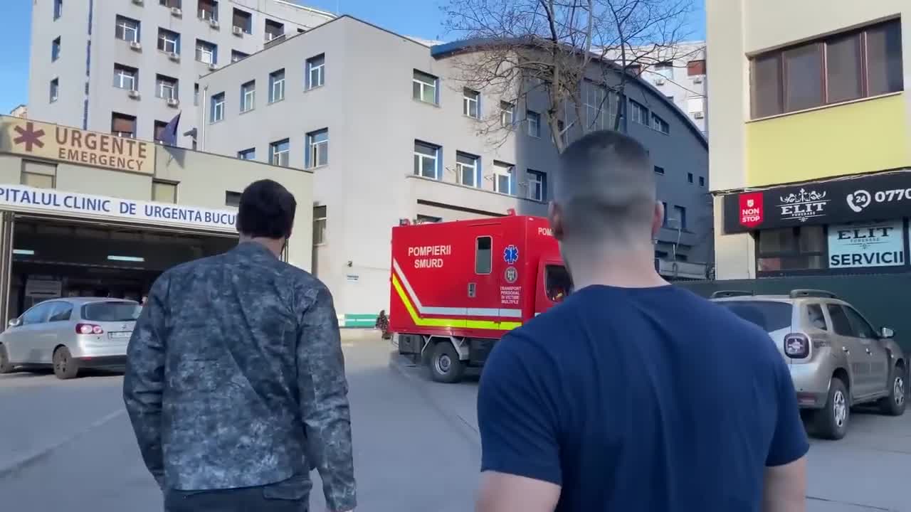 IDIOT CUTS FINGERS OFF WITH MACHETE _ Tate Confidential Ep. 27