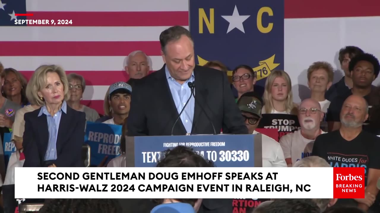 'Kamala Harris Can Smell Weakness': Doug Emhoff Praises VP's Debate Skills Before Trump Face-Off