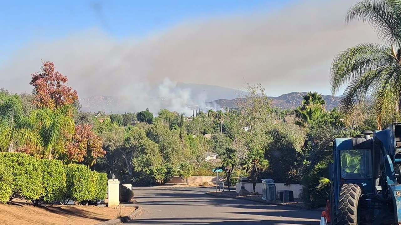 The Garden Fire, Fallbrook, California. Raw Footage E 2:24 pm 11-08-24