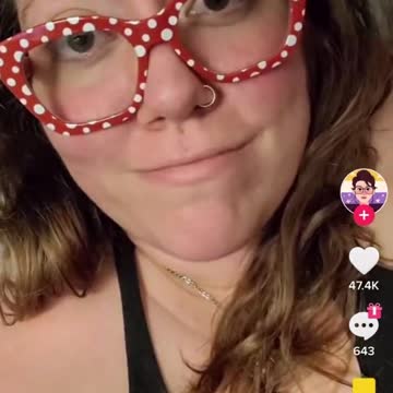 Mother claims her biological boy child "came out" as trans at three years old