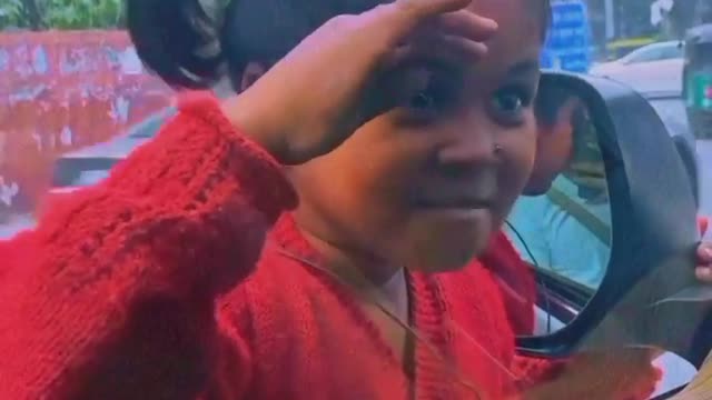 Cute girl reaction