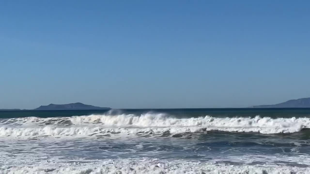 Paddle Out in Huge day