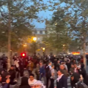 Paris Demo
