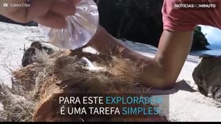 Explorador ensina como fazer fogo com saco plástico