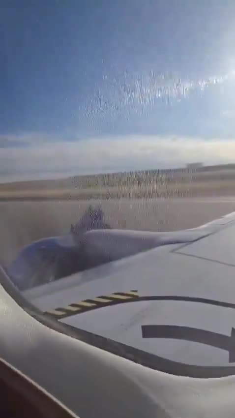 ►🚨▶◾️⚡️Southwest Airlines Boeing 737-800 engine cowling shears off during takeoff