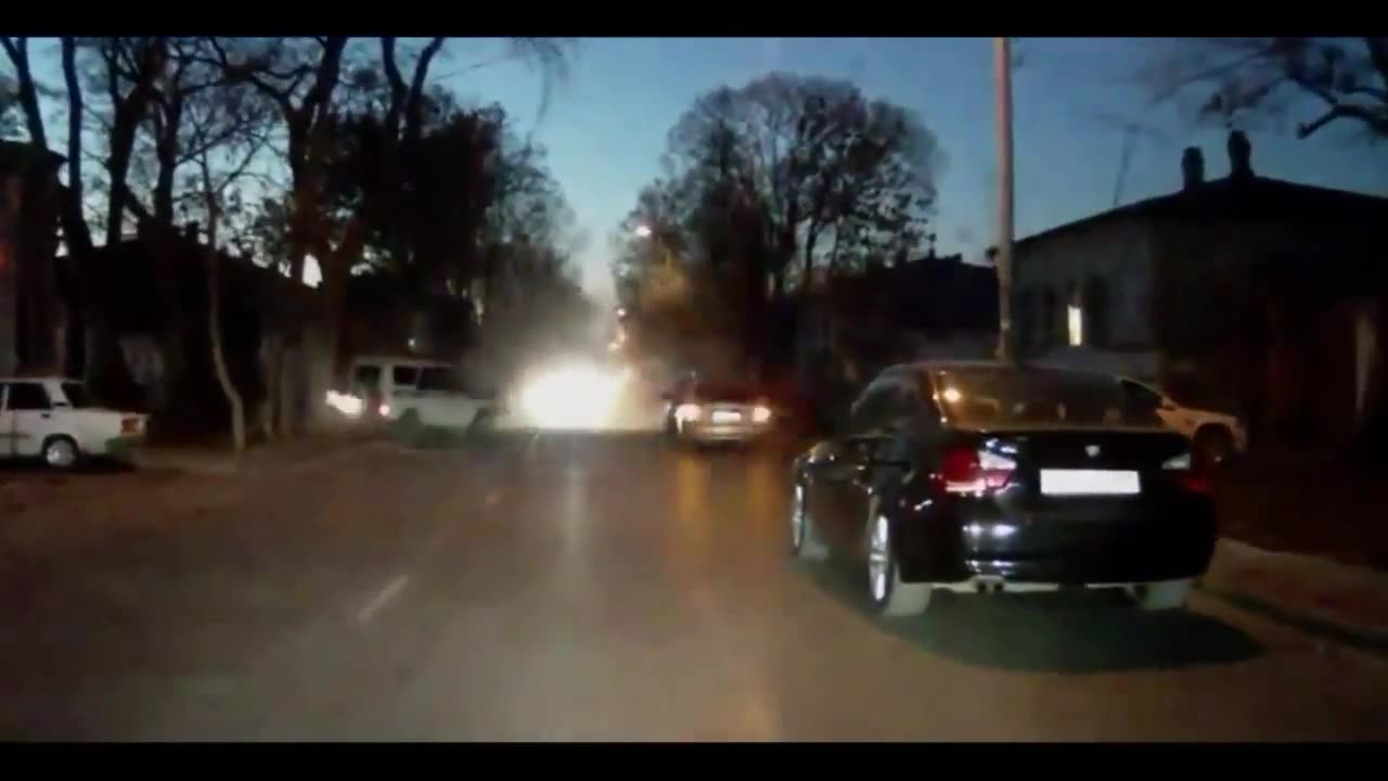 RUSSIAN POLICE ON DASH CAM