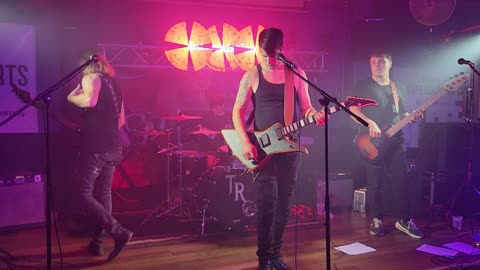 Taylor Road "Seven Nation Army" The White Stripes Cover