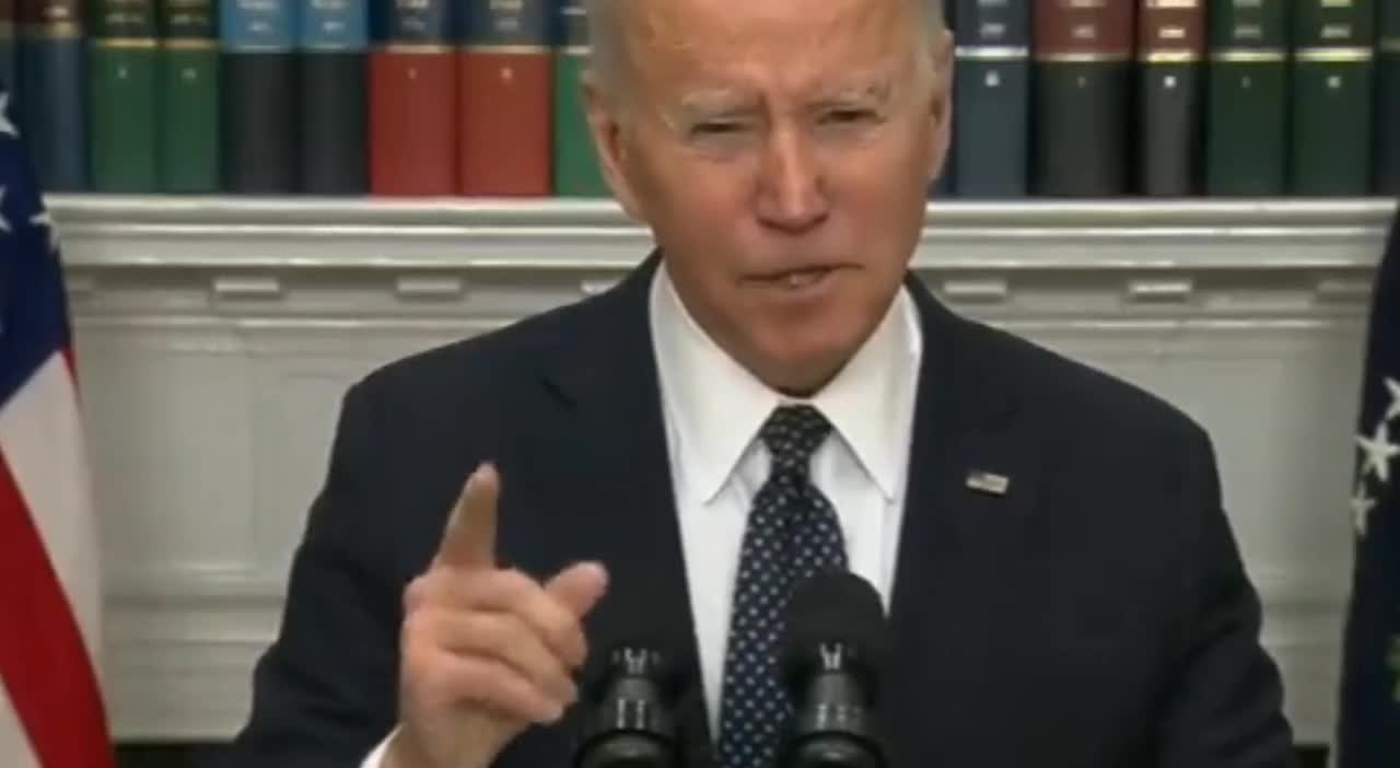 Joe Biden says that Putin is going to attack Ukraine. Who believes this senile old man?