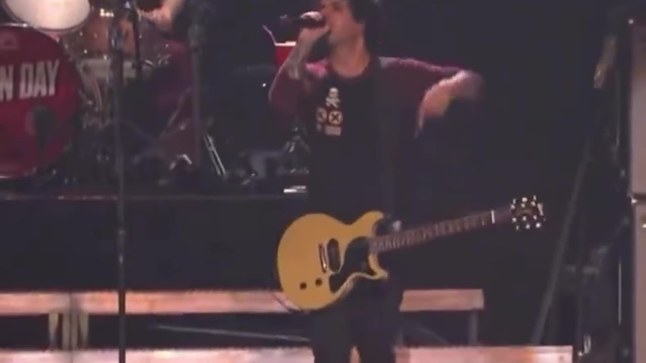 When Green Day had a meltdown and called out Justin Bieber