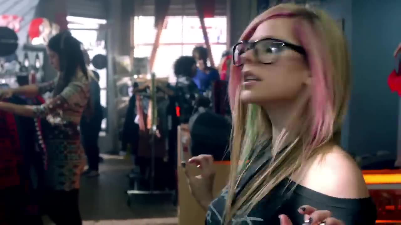 Avril Lavigne - What The Hell (Official Video)