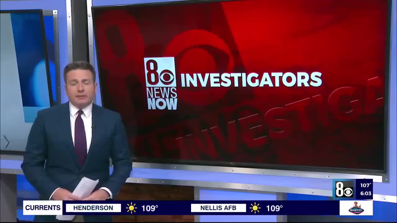 라스베이거스 메트로 경찰이 철창에 갇힌 어린이 2명을 포함해 6명의 어린이를 구출하는 장면