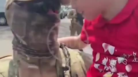 SUPER CUTE! Girl From Kherson Asks Russian Soldiers Whether They Kill Bad Guys