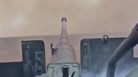 Massive Ukrainian Field Gun