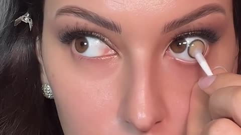 Chromatic Vision: Explore Your World with Color Contact Lenses