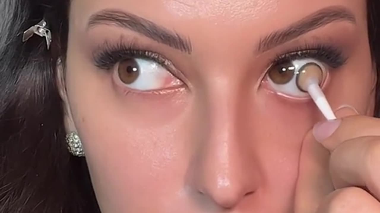 Chromatic Vision: Explore Your World with Color Contact Lenses