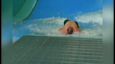 Wave Simulator Takes Hefty Man For A Ride