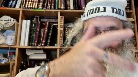 שקדו חכמים על תקנת בנות ישראל שיהא אדם טורח בסעודה שלשה ימים אחד בשבת - שיר נ נח מסכת כתובות דף ג
