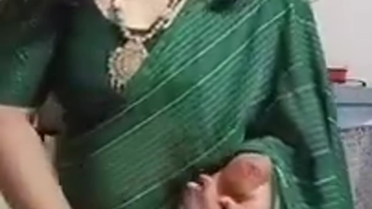 green_saree_outlook_tutorial_#tango_#bigolive_@LiveVideoTutorial(240p).mp4