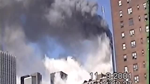 WTC 9/11 Czech republic tourist rare video capture first explosion