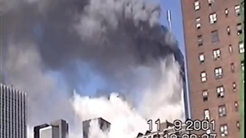 WTC 9/11 Czech republic tourist rare video capture first explosion