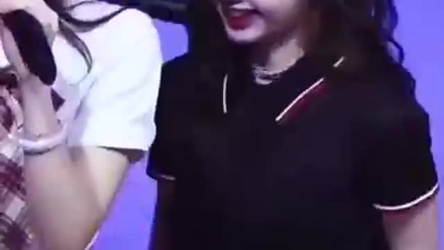BLACKPINK LOVERS LISA. JENNIE . JISOO . ROSE. KPOP. KOREA. DANCE.