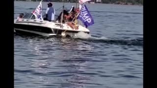 Trump boat parade Minnewaska