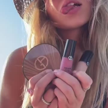 Sydney Sweeney shares her quick and easy makeup routine