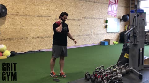 1KB Reverse Lunge, 1KB Reverse Lunge + Slider