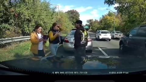 group try to do car crash Fraud, but then noticed the dash cam