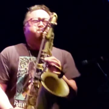Ernie Chang (Andy Frasco & The U.N.) - LIVE @ Georgia Theater (Short 9)