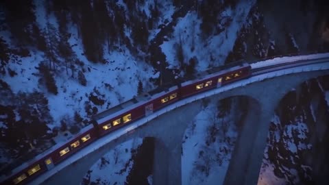 His Wife Vanished On A Moving Train - Everybody On Train Is A Suspect
