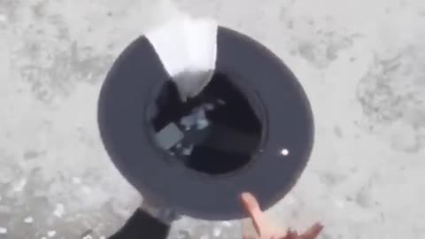 FUNNY MAGIC TRICK 😂