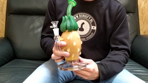 Black Leaf Pineapple Bong 'Frutti Di Smoke'