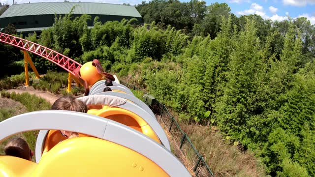 Slinky Dog Dash - Ride POV - July 2020