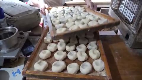 Donut Master with Amazing Speed! Really Cheap Traditional Market Donuts dumpling