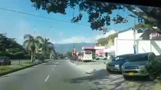 Paro de buses en Girón