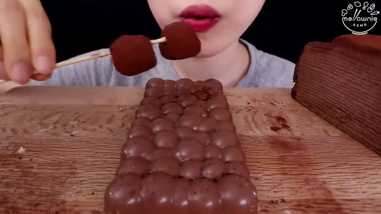 ASMR MUKBANG｜CHOCOLATE MARSHMALLOW KINDER RICE CAKE ICE CREAM SNACK