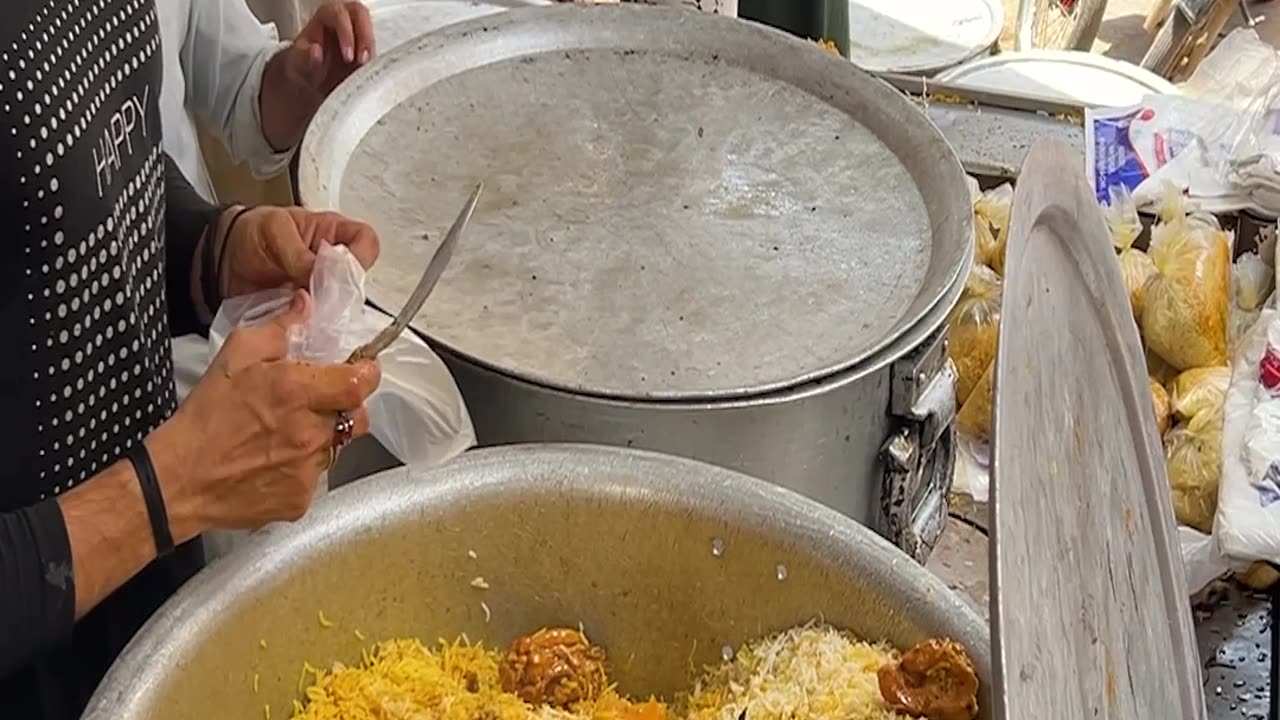 Chicken Biryani #streetfood #shorts #fbreelsvideo #viralpost