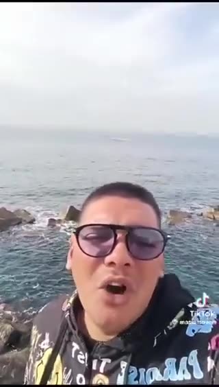 🎅🎄🐪 #DiMaio #GulfDiplomatic Merry Christmas from Gigggino's cousin