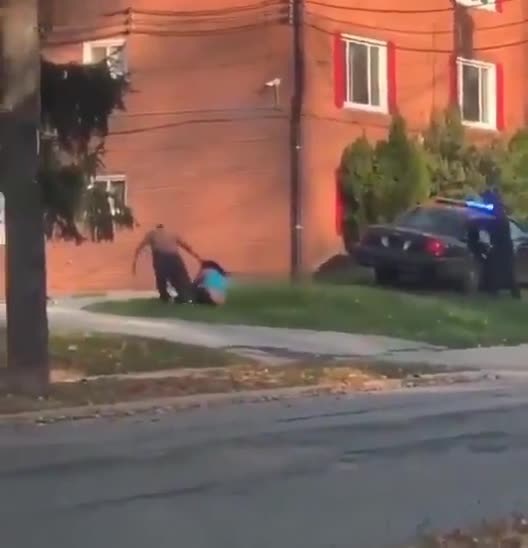 Police save woman's life from an armed abusive husband