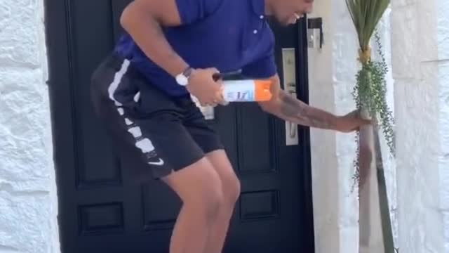 Funniest Video Ever! This Is How They Deliver Your Packages! LOL!