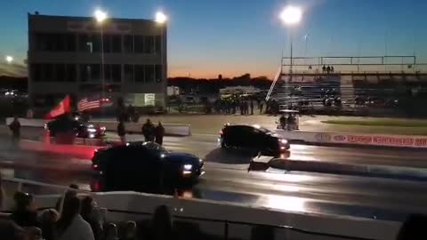 Mustang GT drag vs focus RS