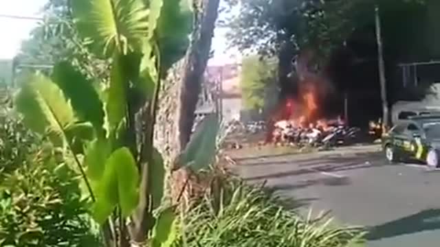 Bomb suspected in Indonesia cathedral blast