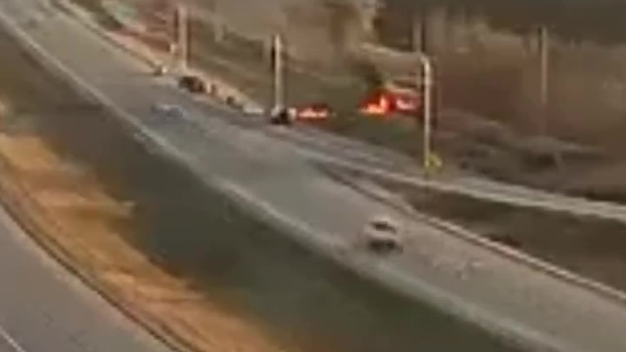 A Hot Air Balloon Crashes Into Live Power Lines With Multiple People on Board in Minnesota