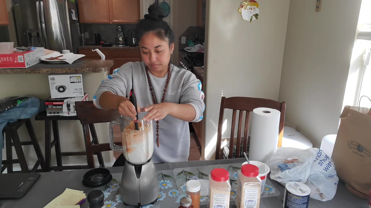 Meal Prep Burritos - Watch me cry my eyes out while cutting onions