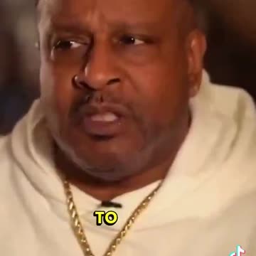 Diddy's ex-bodyguard, Gene Deal, has stated that Diddy was allegedly working as an confidential informant for the FBI.