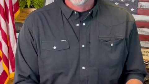 Sheriff Mark Lamb - While your Struggling Illegal Immigrants are Getting $5,000 Gift Cards