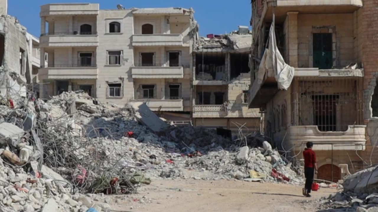 Israel Accuses Hezbollah of Ceasefire Breach: Retaliatory Strikes Hit Southern Lebanon