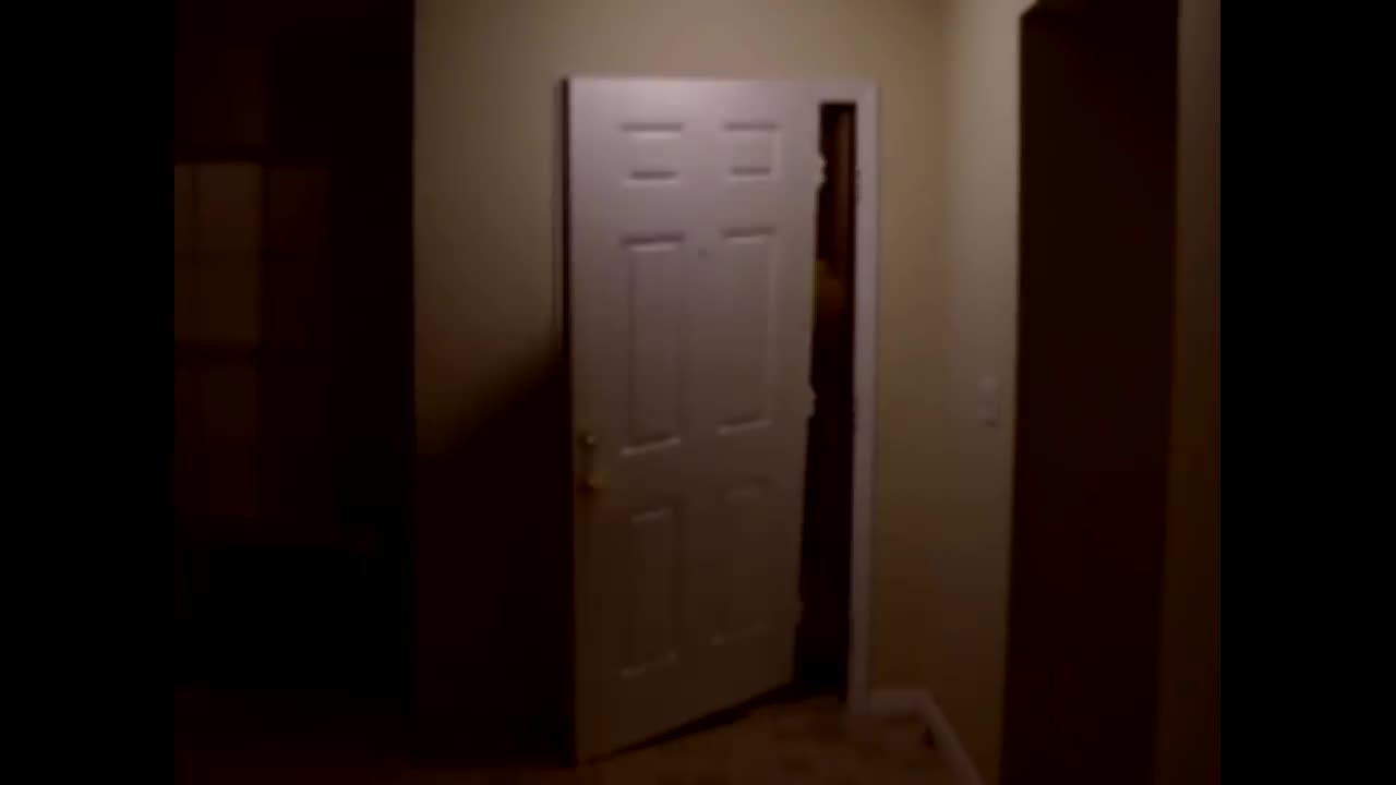 Who can it be, knockin' at my door_